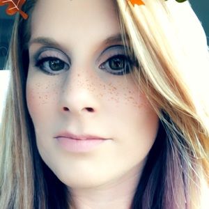 Meet your Posher, Jenna